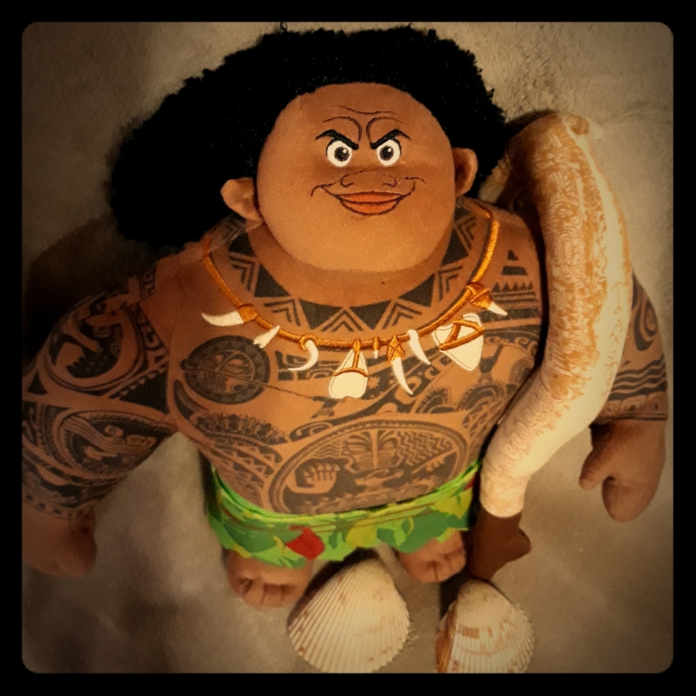 Disney Moana Maui Demigod/ with fishook.